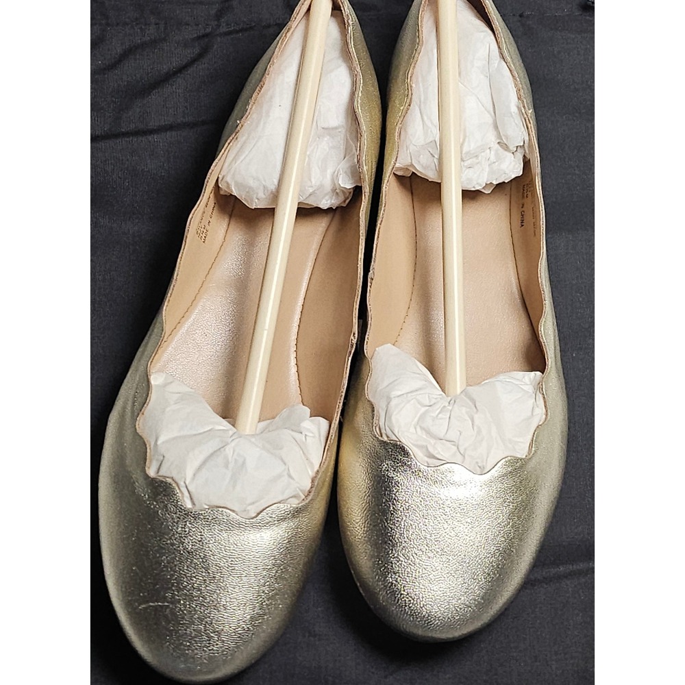 G.I.L.I. Izzy Gold Metallic Scalloped Leather Ballet Flats womens 5.5 A274340